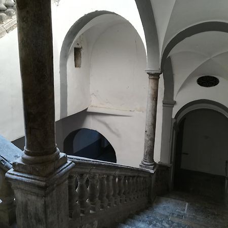 شقة Casa In Palazzo Graffeo Eva باليرمو المظهر الخارجي الصورة
