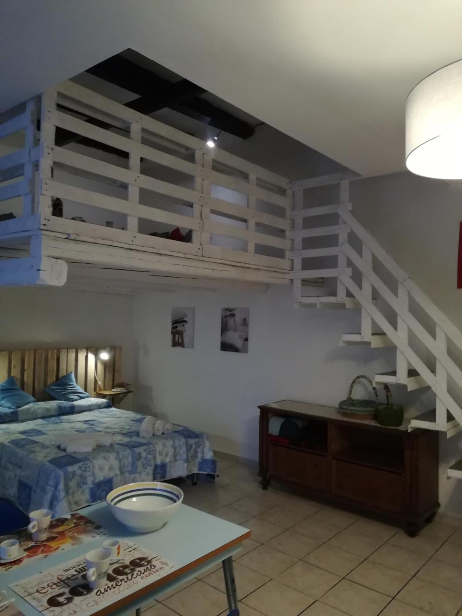 شقة Casa In Palazzo Graffeo Eva باليرمو المظهر الخارجي الصورة
